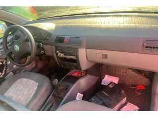 bontott SKODA FABIA I Jobb első Csonkállvány