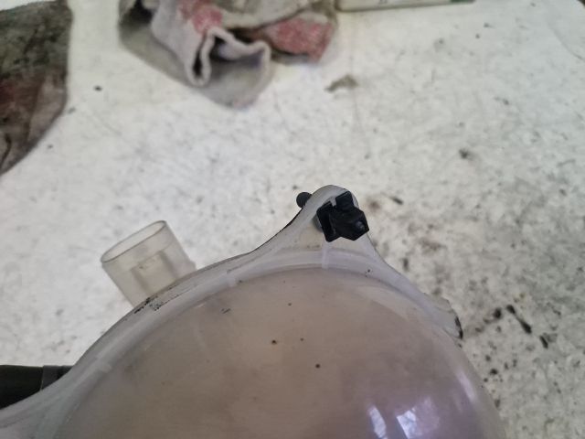 bontott SKODA FABIA I Kiegyenlítő Tartály