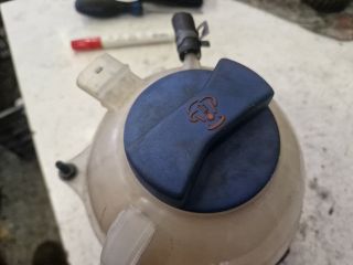 bontott SKODA FABIA I Kiegyenlítő Tartály