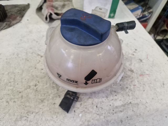 bontott SKODA FABIA I Kiegyenlítő Tartály