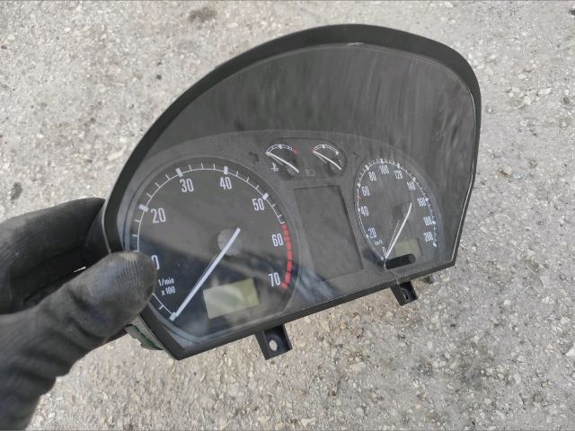 bontott SKODA FABIA I Kilométeróra