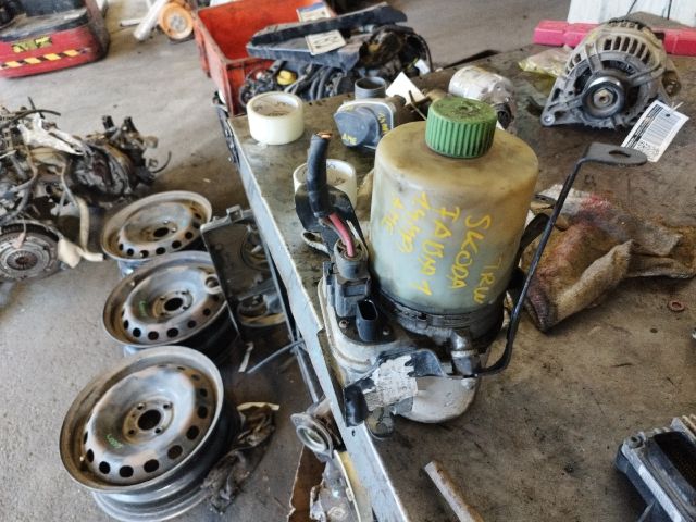 bontott SKODA FABIA I Kormányszervó Motor (Hidraulikus)