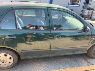 bontott SKODA FABIA I Légszűrő Ház