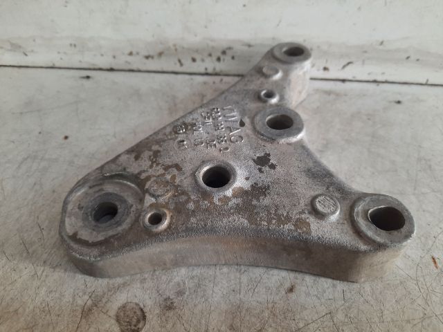 bontott SKODA FABIA I Motor Tartó Bak (Fém)