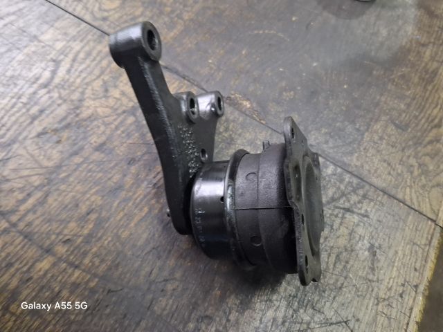 bontott SKODA FABIA I Motor Tartó Bak (Fém)