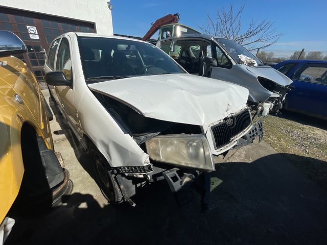 bontott SKODA FABIA I Motor Tartó Bak Jobb