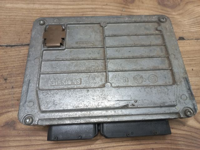 bontott SKODA FABIA I Motorvezérlő