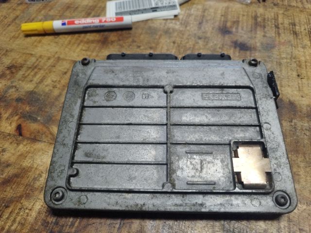 bontott SKODA FABIA I Motorvezérlő