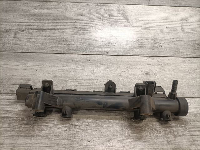 bontott SKODA FABIA I Porlasztó Sor / Híd