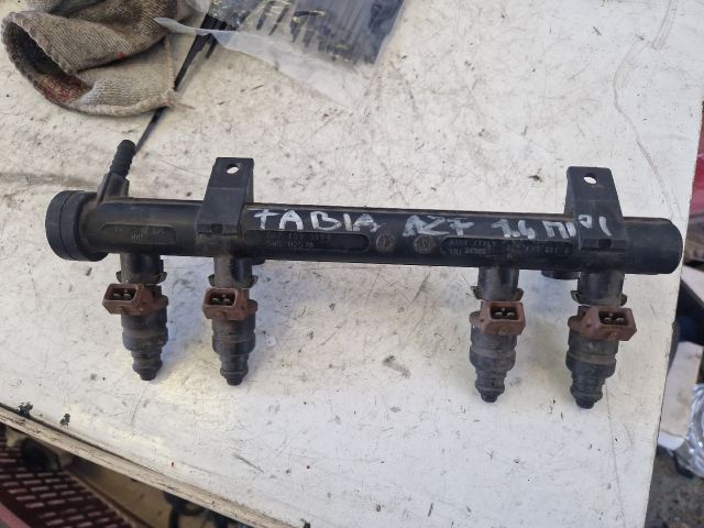 bontott SKODA FABIA I Porlasztó Sor / Híd