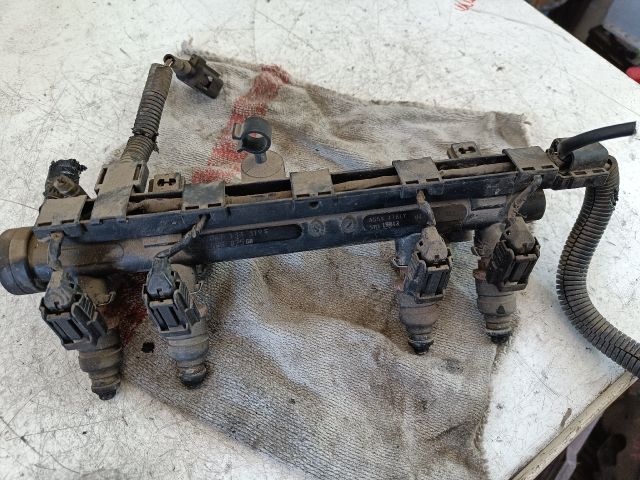 bontott SKODA FABIA I Porlasztó Sor / Híd