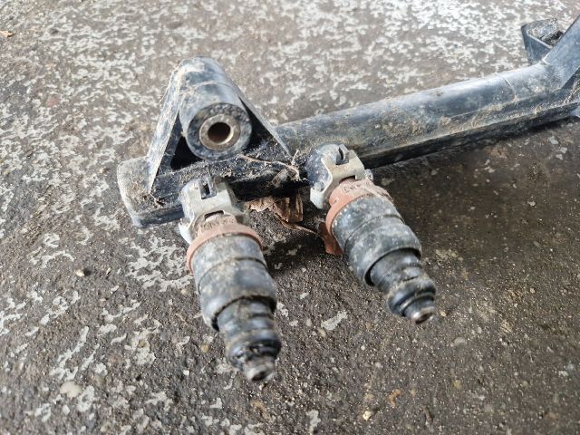 bontott SKODA FABIA I Porlasztó Sor / Híd