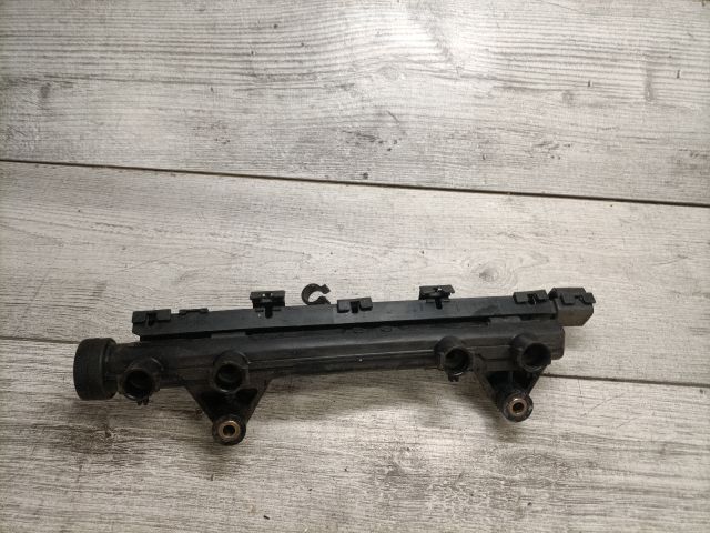 bontott SKODA FABIA I Porlasztó Sor / Híd