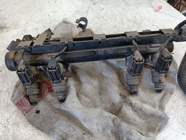 bontott SKODA FABIA I Porlasztó Sor / Híd