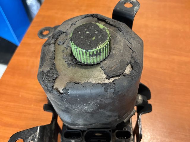 bontott SKODA FABIA I Szervó Szivattyú Elektronika