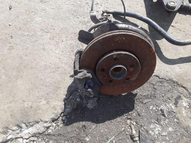 bontott SKODA FABIA I Bal első Csonkállvány Kerékaggyal