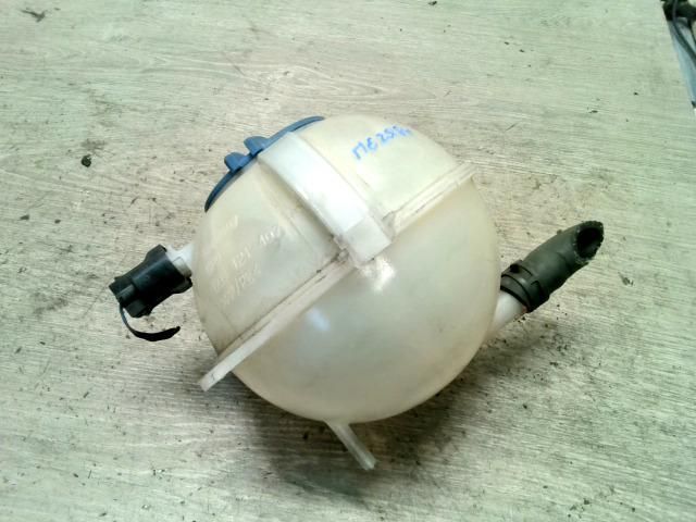 bontott SKODA FABIA I Kiegyenlítő Tartály