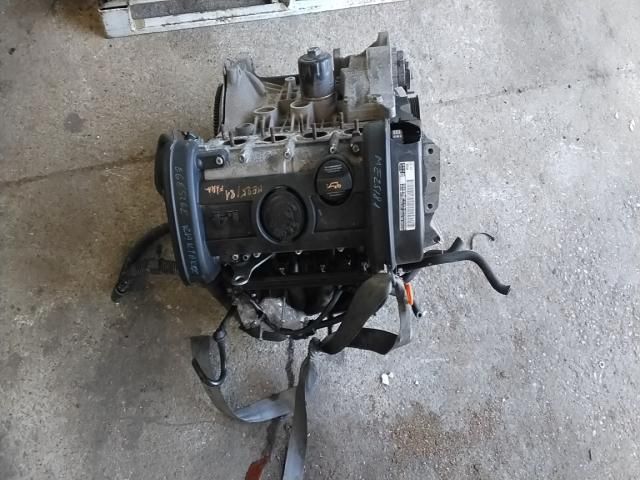 bontott SKODA FABIA I Motor (Fűzött blokk hengerfejjel)