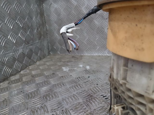 bontott SKODA FABIA I Üzemanyag Szivattyú