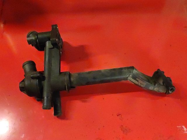 bontott SKODA FABIA I Termosztátház Csővel