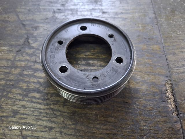 bontott SKODA FABIA I Vízpumpa Szíjtárcsa