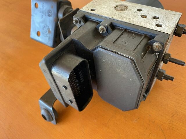 bontott SKODA FABIA I ABS Kocka