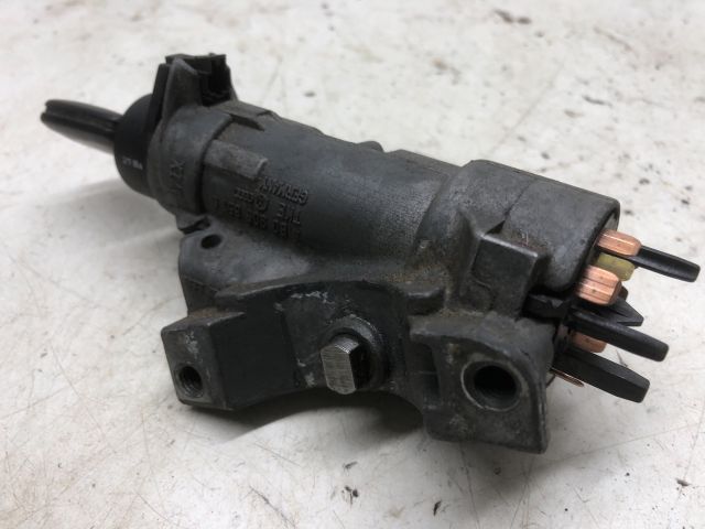 bontott SKODA FABIA I Gyújtáskapcsoló