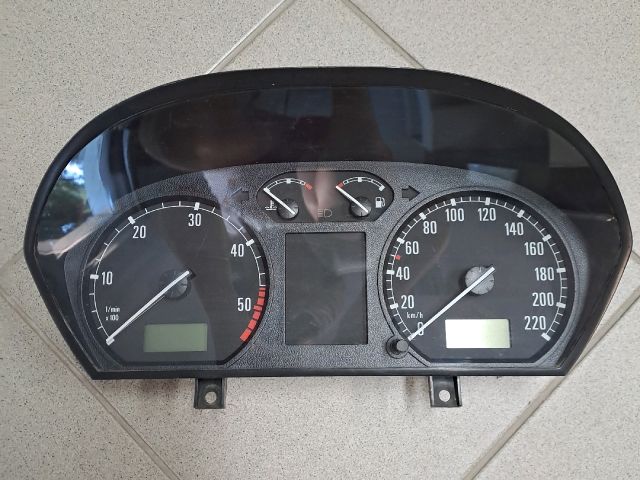 bontott SKODA FABIA I Kilométeróra