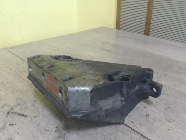 bontott SKODA FABIA I Motor Tartó Bak (Fém)