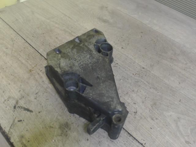 bontott SKODA FABIA I Motor Tartó Bak (Fém)