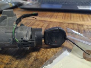 bontott SKODA FABIA I Gyújtáskapcsoló Házzal