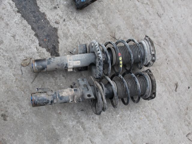 bontott SKODA FABIA I Jobb első Gólyaláb (Lengécsillapító, Rugó)