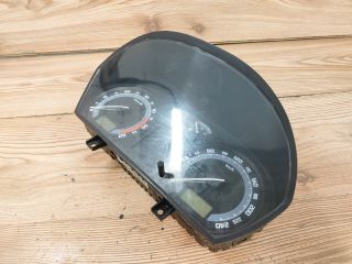 bontott SKODA FABIA I Kilométeróra