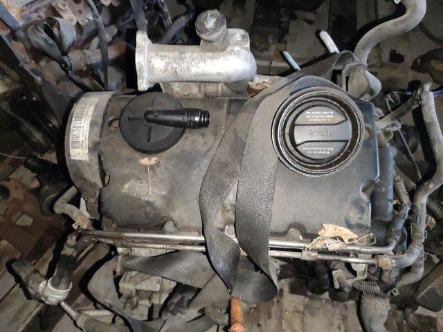 bontott SKODA FABIA I Motor (Fűzött blokk hengerfejjel)