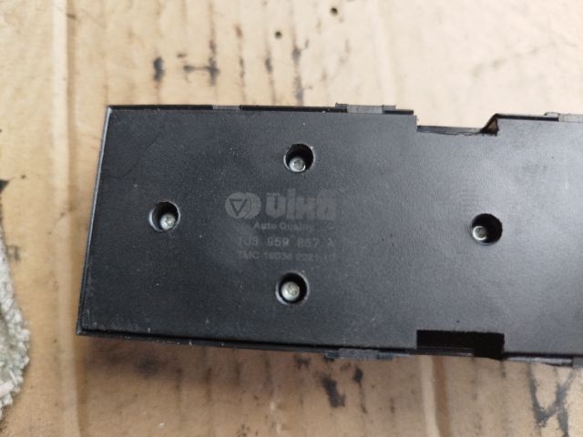 bontott SKODA FABIA I Ablakemelő Kapcsoló Négyes / Kettes