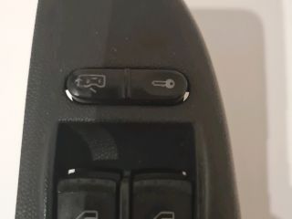 bontott SKODA FABIA I Ablakemelő Kapcsoló Négyes / Kettes