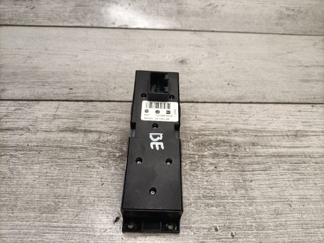 bontott SKODA FABIA I Ablakemelő Kapcsoló Négyes / Kettes