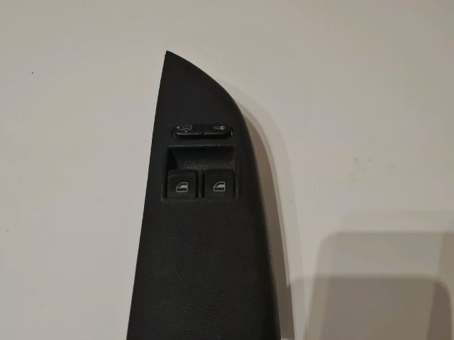 bontott SKODA FABIA I Ablakemelő Kapcsoló Négyes / Kettes