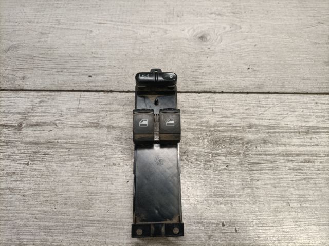 bontott SKODA FABIA I Ablakemelő Kapcsoló Négyes / Kettes