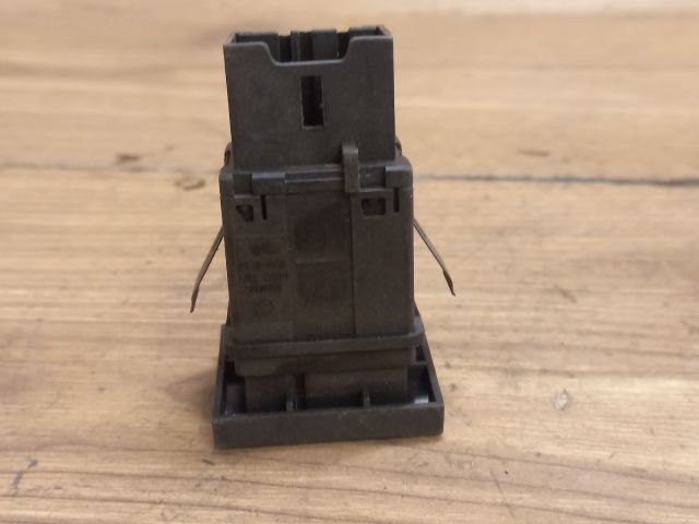 bontott SKODA FABIA I Ablakfűtés Kapcsoló