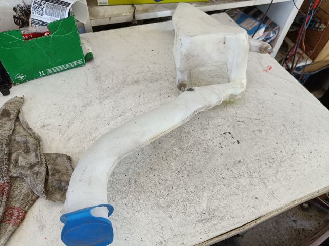 bontott SKODA FABIA I Ablakmosó Tartály