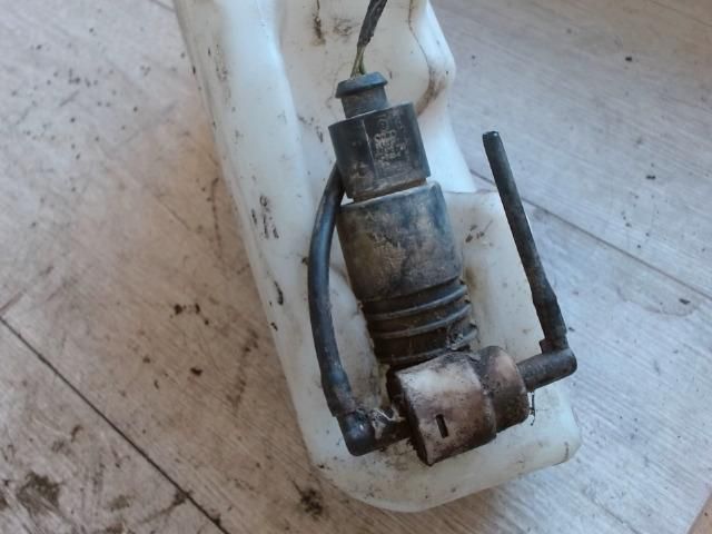 bontott SKODA FABIA I Ablakmosó Tartály