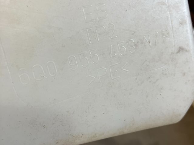 bontott SKODA FABIA I Ablakmosó Tartály