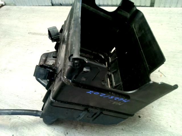 bontott SKODA FABIA I Akkumulátor Tartó