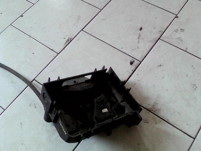 bontott SKODA FABIA I Akkumulátor Tartó