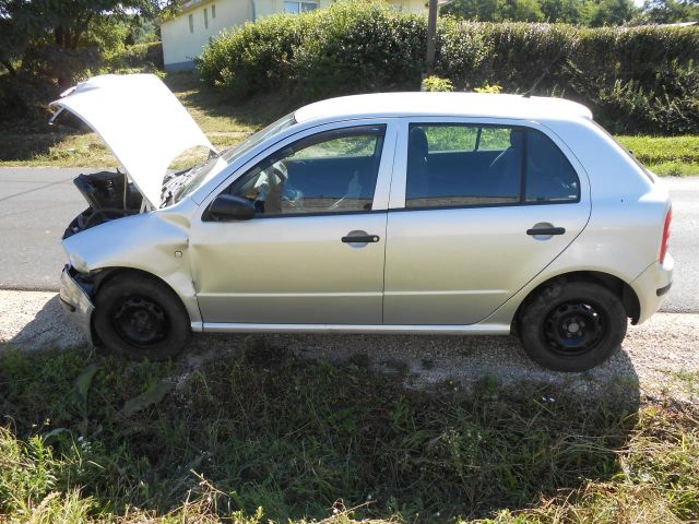 bontott SKODA FABIA I Antenna