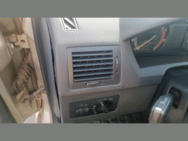 bontott SKODA FABIA I Bal B Oszlop Burkolat