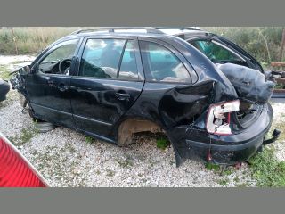 bontott SKODA FABIA I Bal C Oszlop Oldalablak Üveg