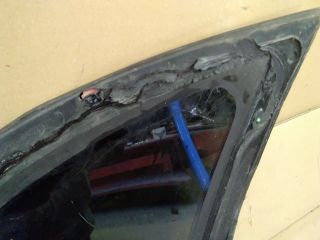 bontott SKODA FABIA I Bal C Oszlop Oldalablak Üveg