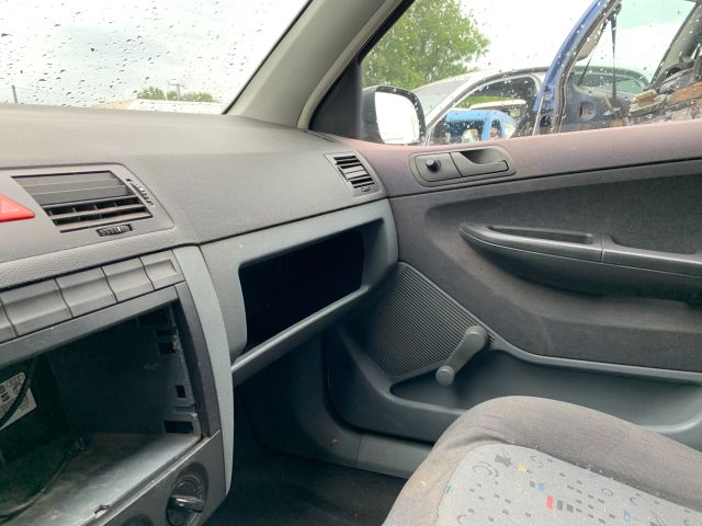 bontott SKODA FABIA I Bal első Ablak